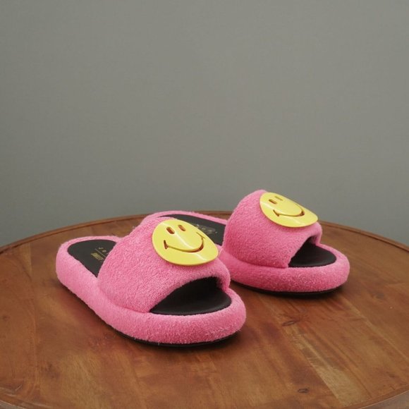 Smiley x Joshuas Womens Slide Sandals Size 39 / 9 Pink Terry Cloth Yellow Face - Picture 1 of 11